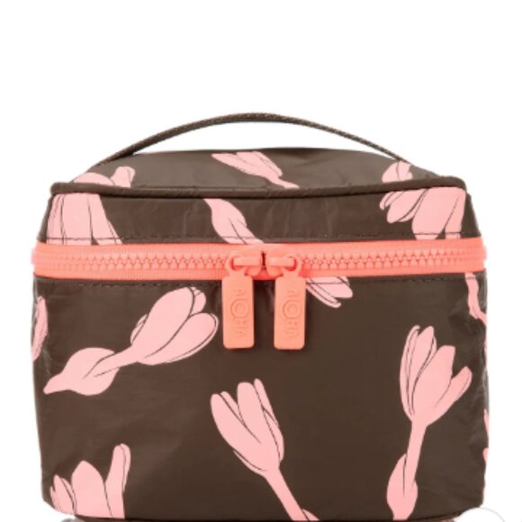 Aloha collection  Cabin Crew Kit Monoi  NWT - Picture 1 of 4